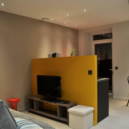 Ferienwohnung Le 505 Saint-Jean-d'Avelanne Exterior foto